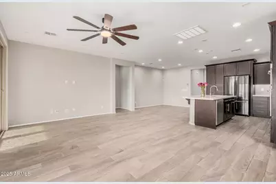 12707 W Caraveo Place, Peoria, AZ 85383 - Photo 11