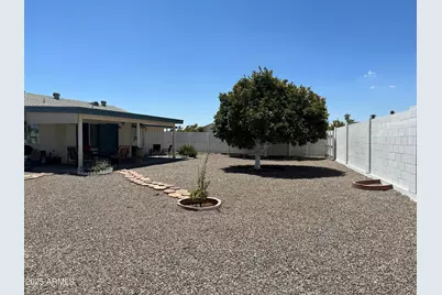 10926 W Greer Avenue, Sun City, AZ 85351 - Photo 17