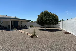 10926 W Greer Ave, Sun City, AZ 85351 - Photo 17