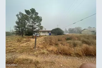 9301 E Faith Avenue, Hereford, AZ 85615 - Photo 5