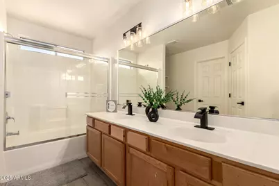 8214 W Lumbee Street, Phoenix, AZ 85043 - Photo 15