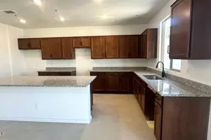 22342 W Irma Ln, Surprise, AZ 85387 - Photo 5