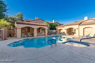 250 W Queen Creek Rd, Chandler, AZ 85248 - Photo 29