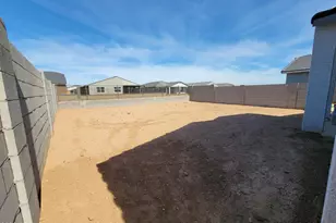 15922 W Cottontail Ln, Surprise, AZ 85387 - Photo 19