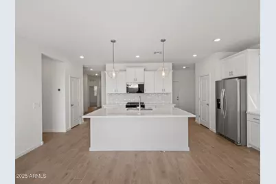 15922 W Cottontail Lane, Surprise, AZ 85387 - Photo 5