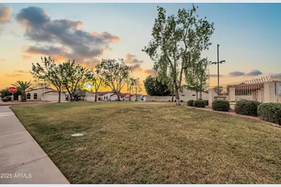 8830 W Saint John Road, Peoria, AZ 85382 - Photo 25