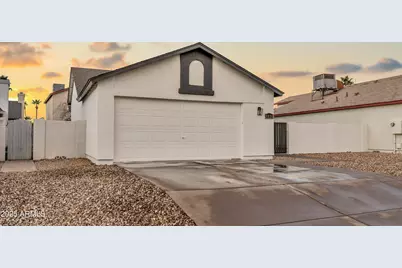 8830 W Saint John Road, Peoria, AZ 85382 - Photo 3