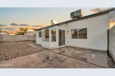 8830 W Saint John Road, Peoria, AZ 85382 - Photo 21