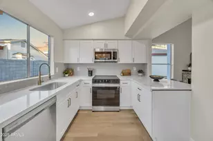 8830 W St John Rd, Peoria, AZ 85382 - Photo 11