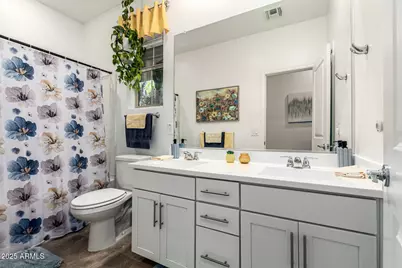 9341 W Willow Bend Lane, Phoenix, AZ 85037 - Photo 15