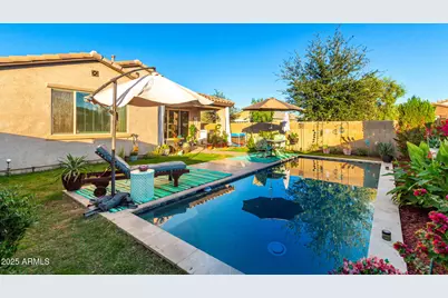 9341 W Willow Bend Lane, Phoenix, AZ 85037 - Photo 9