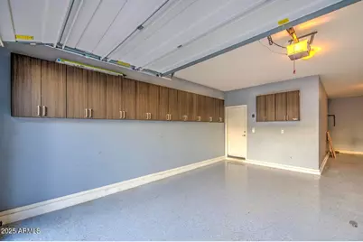 6815 S 19th Lane, Phoenix, AZ 85041 - Photo 37