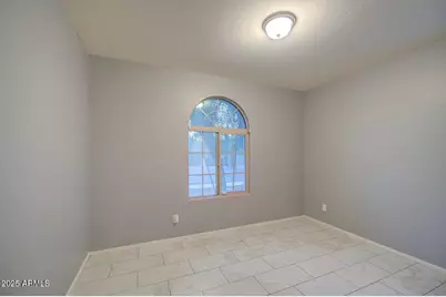 6815 S 19th Lane, Phoenix, AZ 85041 - Photo 23