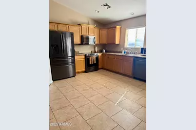 9925 W Bradshaw Drive, Arizona City, AZ 85123 - Photo 3