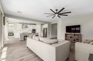 11081 W Hadley St, Avondale, AZ 85323 - Photo 7