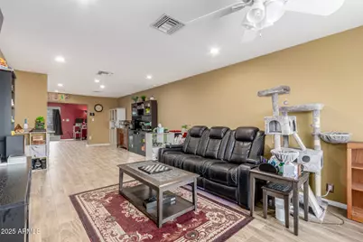 2312 N 31st Place, Phoenix, AZ 85008 - Photo 9