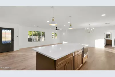 1523 W Flynn Lane, Phoenix, AZ 85015 - Photo 5