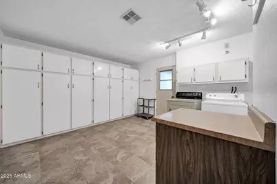 9718 W Terrace Lane, Sun City, AZ 85373 - Photo 21