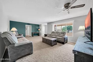 9718 W Terrace Ln, Sun City, AZ 85373 - Photo 3