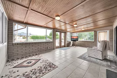 9718 W Terrace Lane, Sun City, AZ 85373 - Photo 17