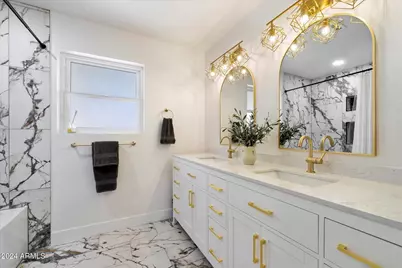 4015 E Catalina Drive, Phoenix, AZ 85018 - Photo 13