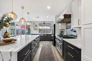 4015 E Catalina Dr, Phoenix, AZ 85018 - Photo 5