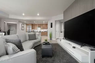 140 E Rio Salado Pkwy, Tempe, AZ 85281 - Photo 9