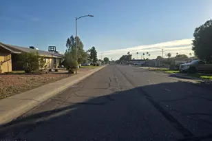 7442 W Desert Cove Ave, Peoria, AZ 85345 - Photo 5