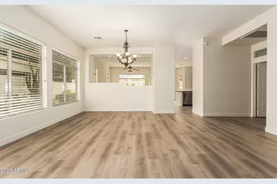 2031 E Valencia Drive, Phoenix, AZ 85042 - Photo 9