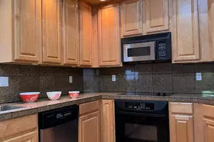 7240 N Dreamy Draw Dr, Phoenix, AZ 85020 - Photo 21