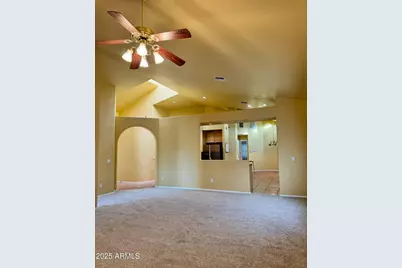 7240 N Dreamy Draw Drive #114, Phoenix, AZ 85020 - Photo 9