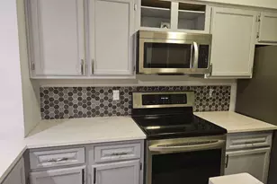 2220 W Dora St, Mesa, AZ 85201 - Photo 3