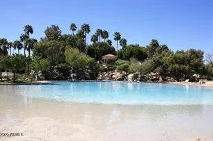 1633 E Lakeside Dr, Gilbert, AZ 85234 - Photo 33