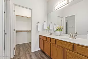 1633 E Lakeside Dr, Gilbert, AZ 85234 - Photo 21