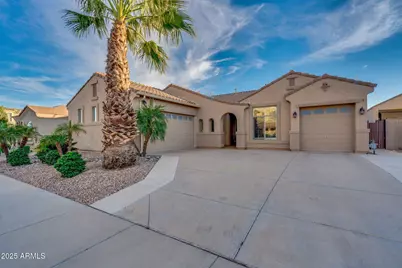 17803 W Dreyfus Street, Surprise, AZ 85388 - Photo 3