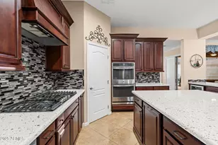 17803 W Dreyfus St, Surprise, AZ 85388 - Photo 11