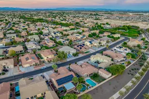 17803 W Dreyfus St, Surprise, AZ 85388 - Photo 59