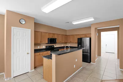 14710 W Laurel Lane, Surprise, AZ 85379 - Photo 13