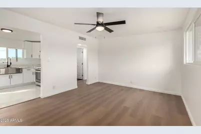 5036 S 36th Avenue, Phoenix, AZ 85041 - Photo 9