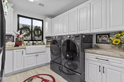 10282 N 103rd Place, Scottsdale, AZ 85258 - Photo 19