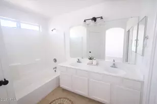 5092 N 75th Ln, Glendale, AZ 85303 - Photo 15