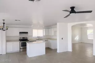 5092 N 75th Ln, Glendale, AZ 85303 - Photo 9