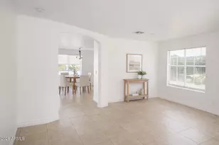 5092 N 75th Ln, Glendale, AZ 85303 - Photo 17