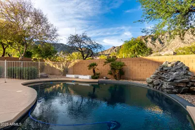 908 E Mountain Sage Drive, Phoenix, AZ 85048 - Photo 13