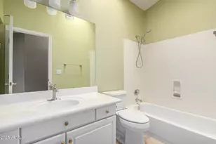 908 E Mountain Sage Dr, Phoenix, AZ 85048 - Photo 45