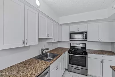 7141 N 16th Street #35, Phoenix, AZ 85020 - Photo 33