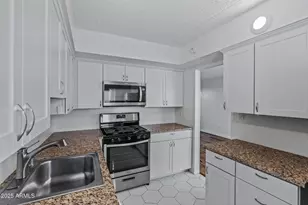 7141 N 16th St, Phoenix, AZ 85020 - Photo 11