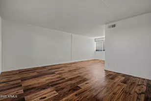 7141 N 16th St, Phoenix, AZ 85020 - Photo 3