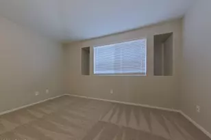 10791 W Rio Vista Ln, Avondale, AZ 85323 - Photo 5