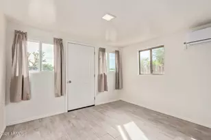 422 E Wagoner Rd, Phoenix, AZ 85022 - Photo 5